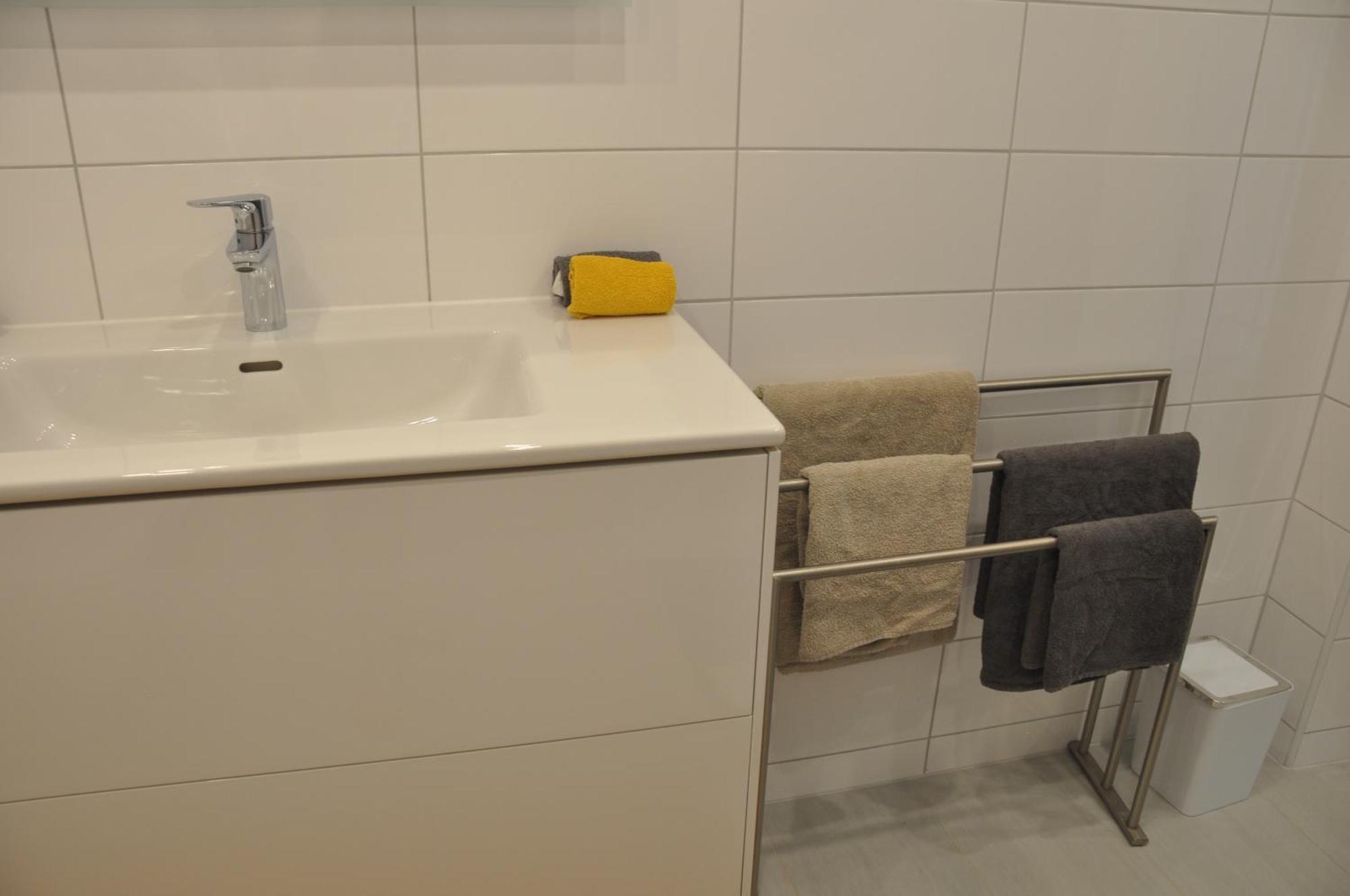 2-Zimmer Wohnung Mit Terrasse, Fernblick, Natur, Ruhig - Marburg المظهر الخارجي الصورة